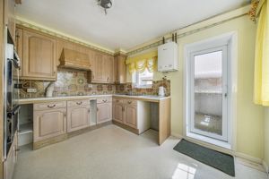 Photo 16- click for photo gallery